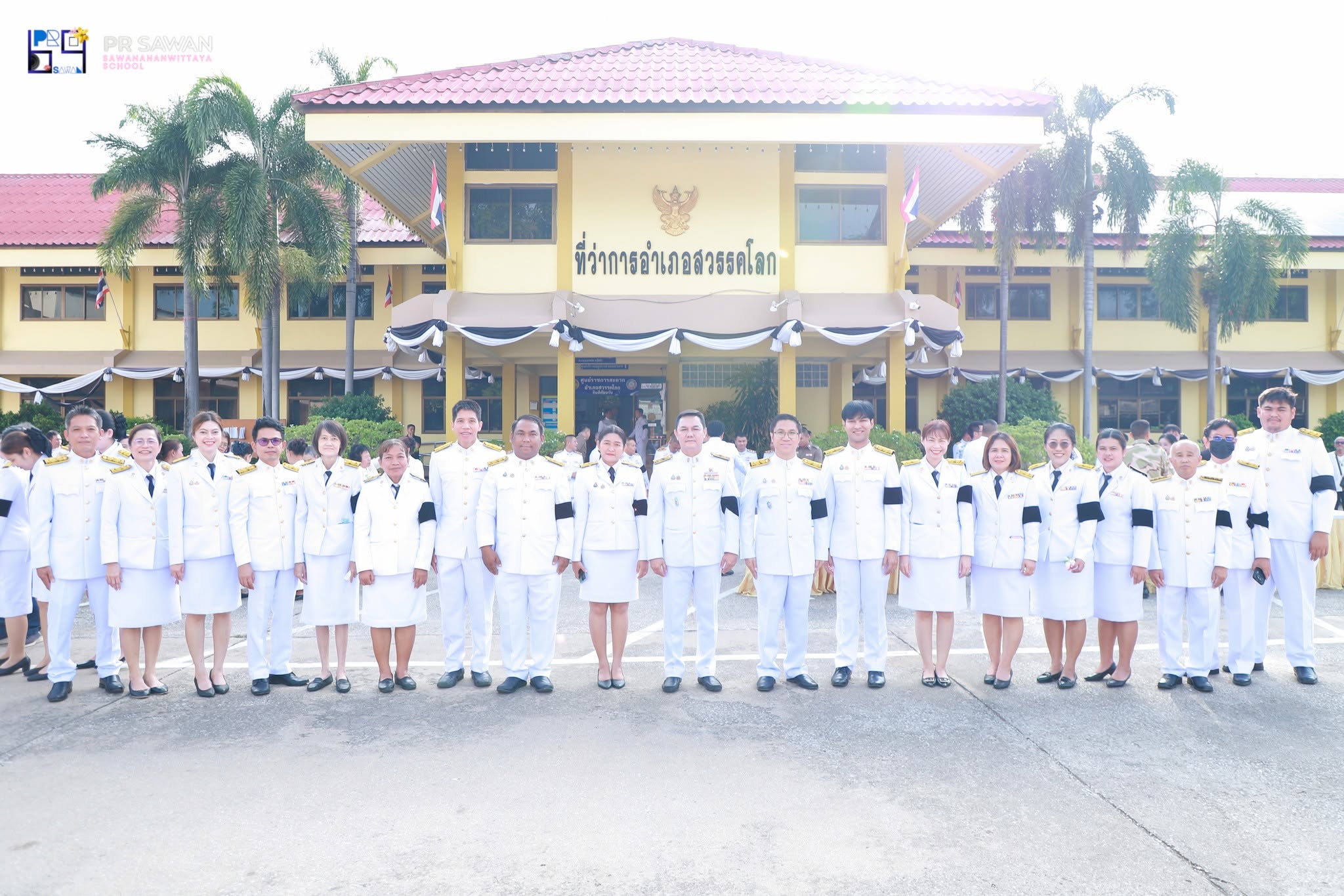 พิธีสวดพระพุทธมนต์และทำบุญตักบาตรถวายพระราชกุศล เนื่องในวันคล้ายวันพระราชสมภพ สมเด็จพระนางเจ้าสิริกิติ์ ฯ และวันแม่แห่งชาติ ประจำปี 2569